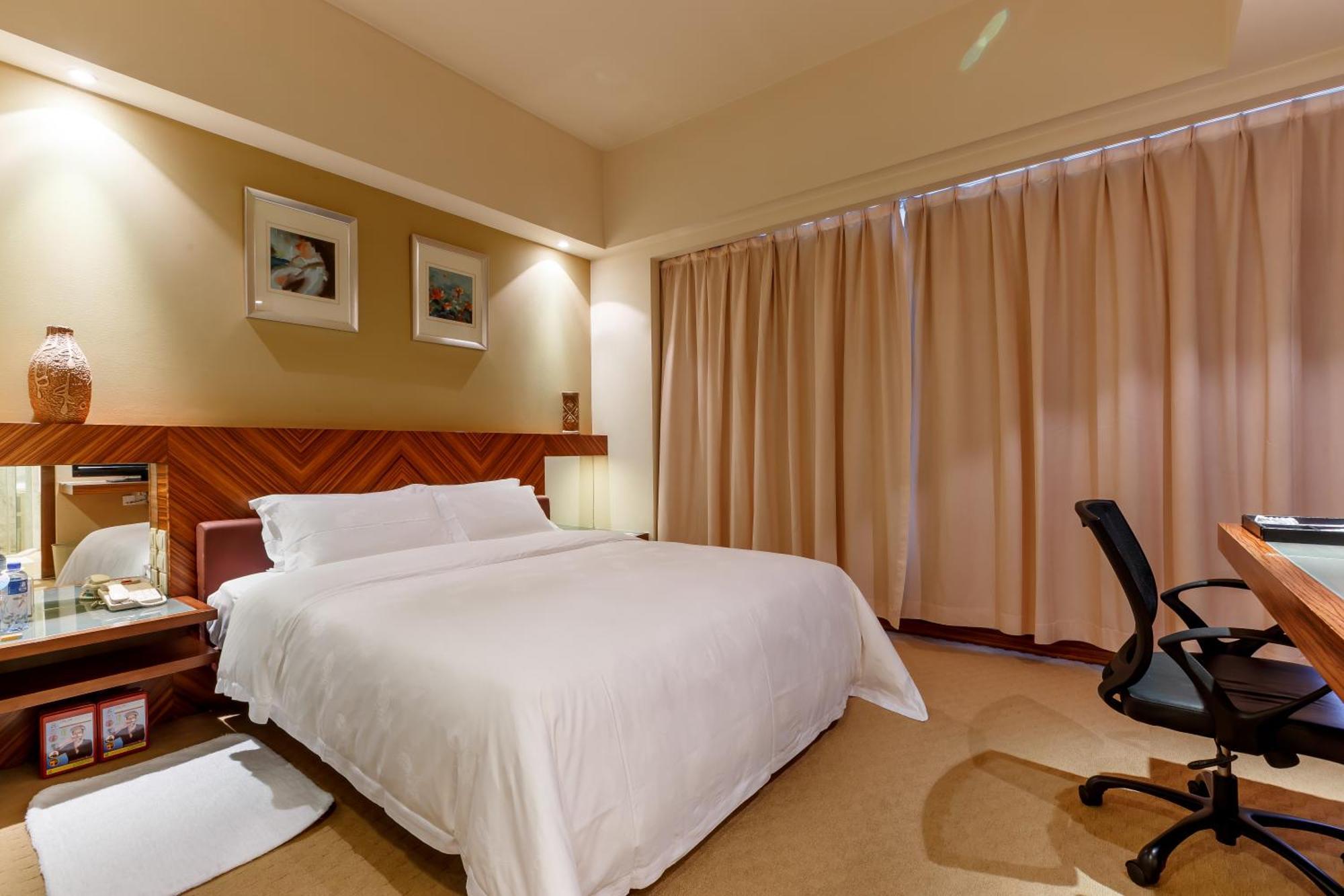 Parklane Hotel Changan Дунгуань Экстерьер фото